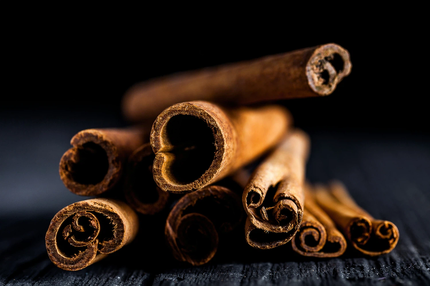 Cinnamon Alex, Bayev, Unsplash