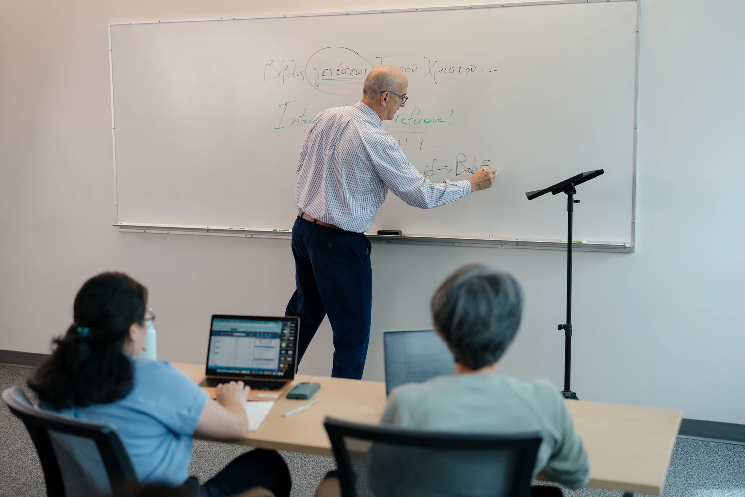 George Guthrie teaching