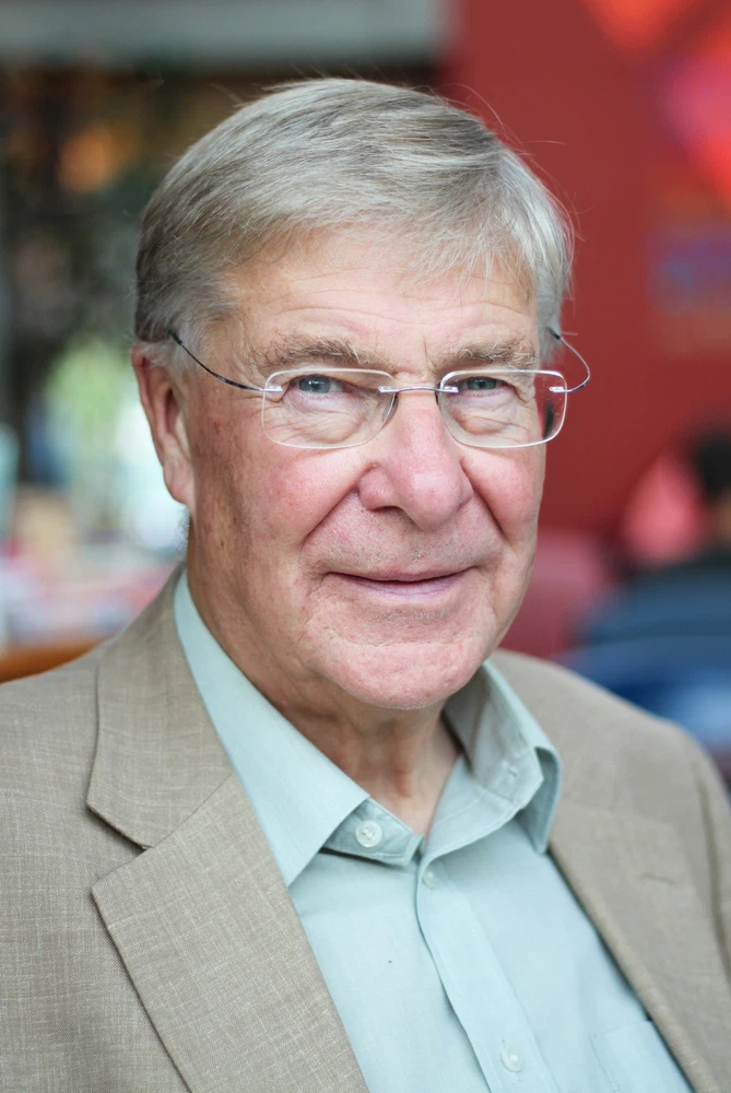 Peter Shaw