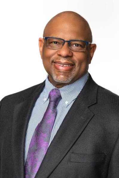 Dennis R.-Edwards